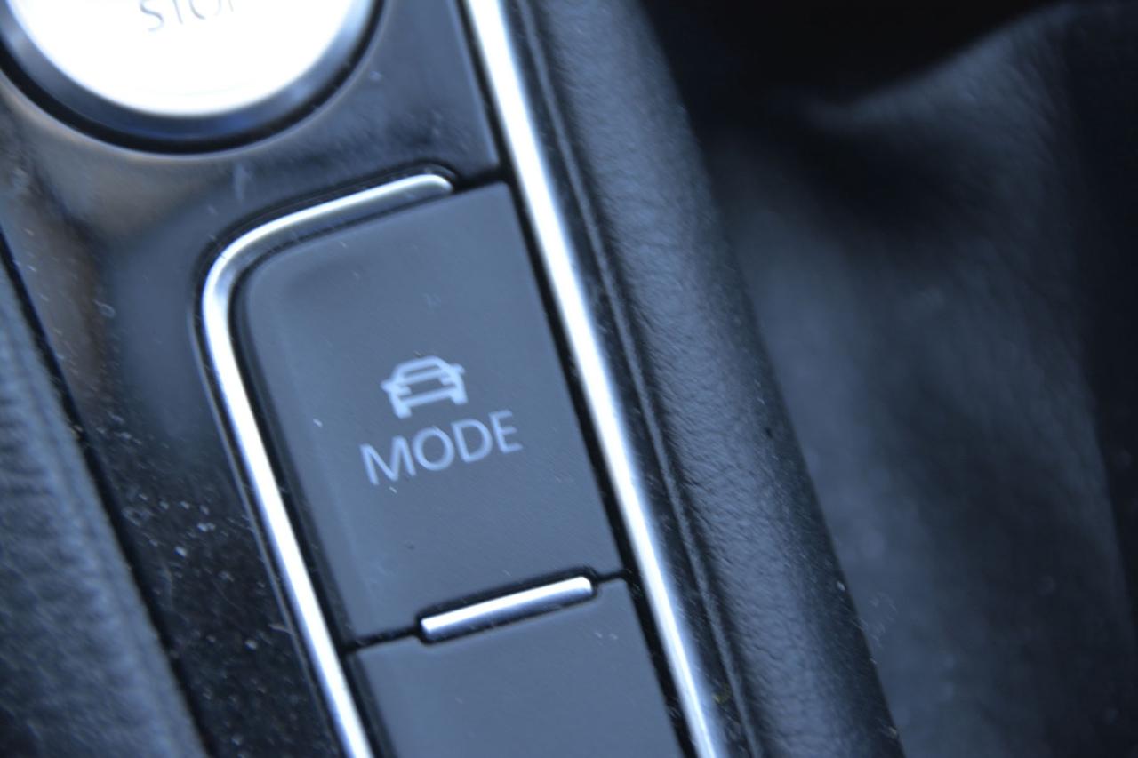 2018 Volkswagen Golf GTI GTI S/SE/AUTOBAHN Photo