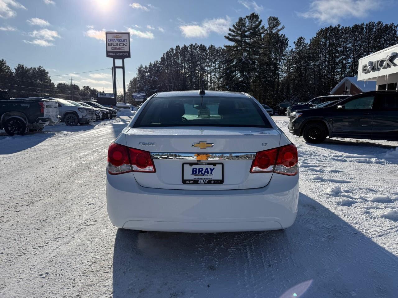 2016 Chevrolet Cruze LT   SPORT INSPIRED CONFIDENCE, ALL WEATHER MATS, Photo4