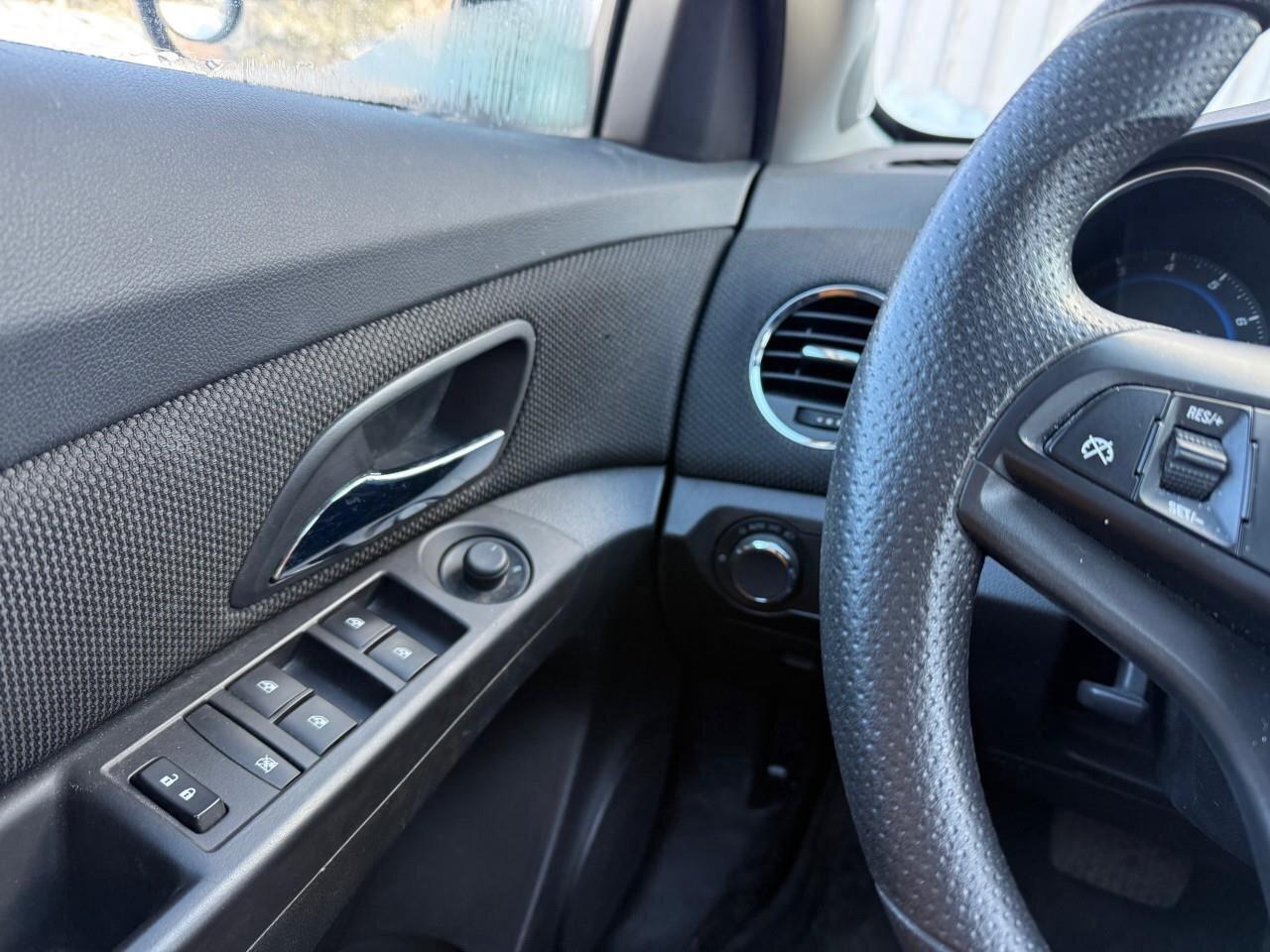 2016 Chevrolet Cruze LT   SPORT INSPIRED CONFIDENCE, ALL WEATHER MATS, Photo