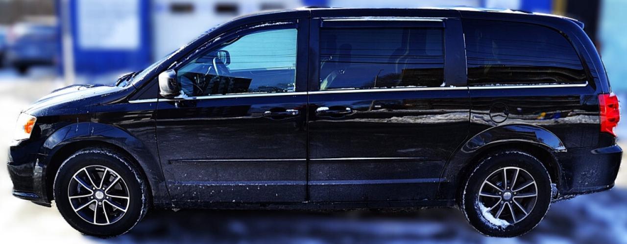 2017 Dodge Grand Caravan 4dr Wagon SXT Premium Plus Photo