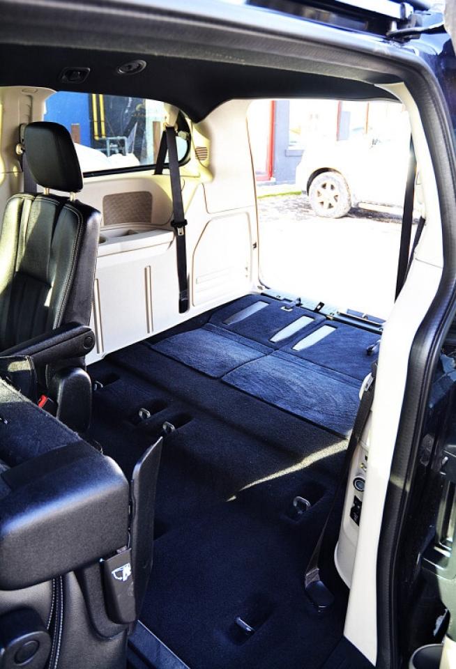 2017 Dodge Grand Caravan 4dr Wagon SXT Premium Plus Photo