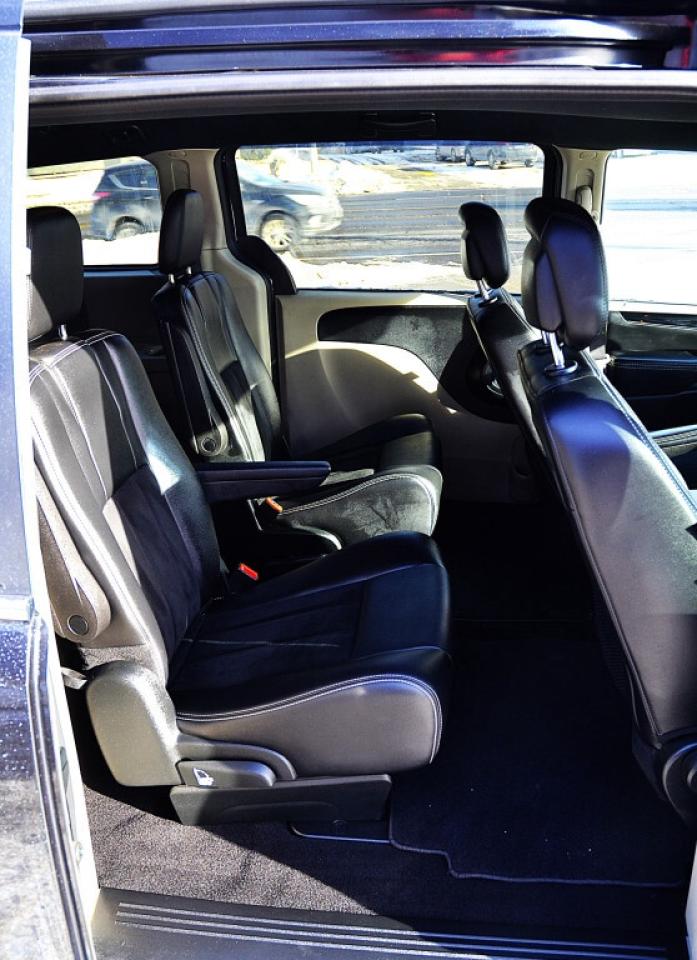 2017 Dodge Grand Caravan 4dr Wagon SXT Premium Plus Photo