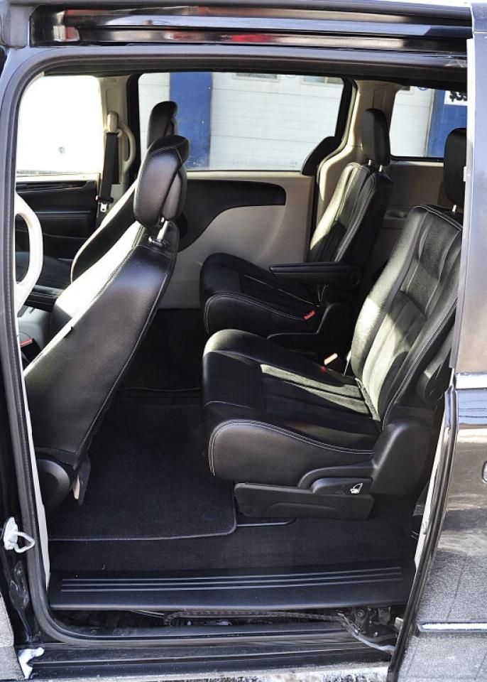 2017 Dodge Grand Caravan 4dr Wagon SXT Premium Plus Photo