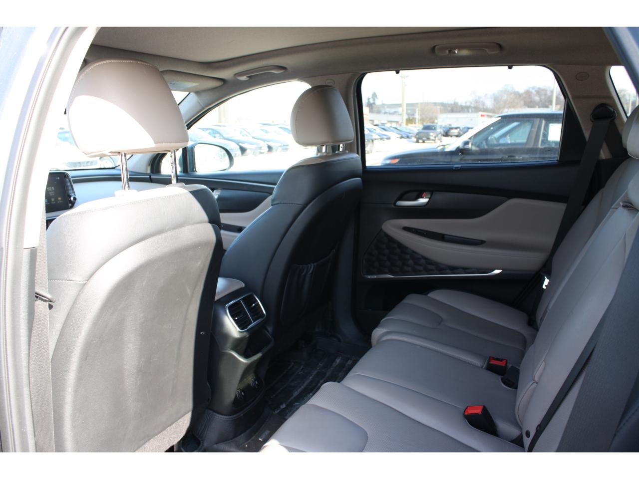 2020 Hyundai Santa Fe 2.0T Ultimate AWD Photo