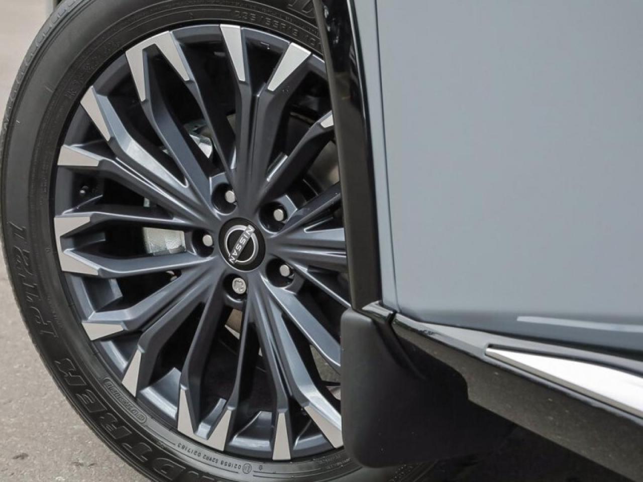 2026 Nissan Rogue Platinum Photo