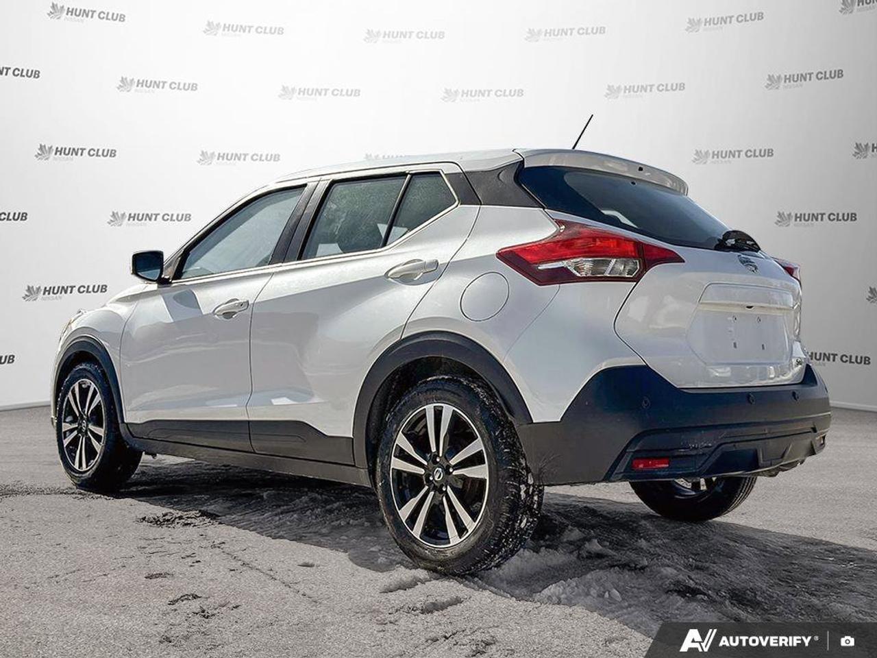 2020 Nissan Kicks SV   Heated Seats   Apple CarPlay   Rear Camera Photo3