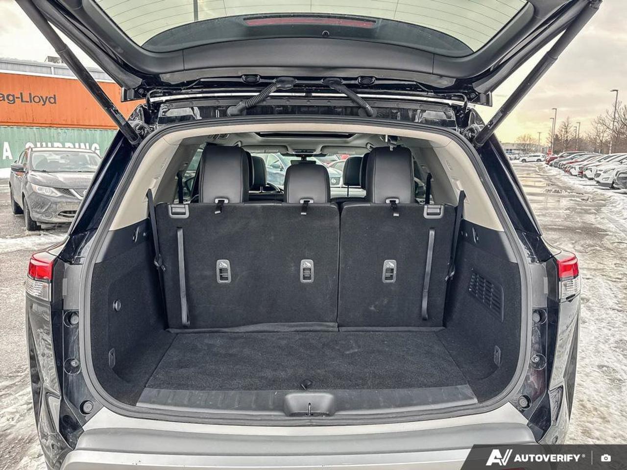 2025 Nissan Pathfinder Platinum   Navigation   Moonroof   Leather Seats Photo