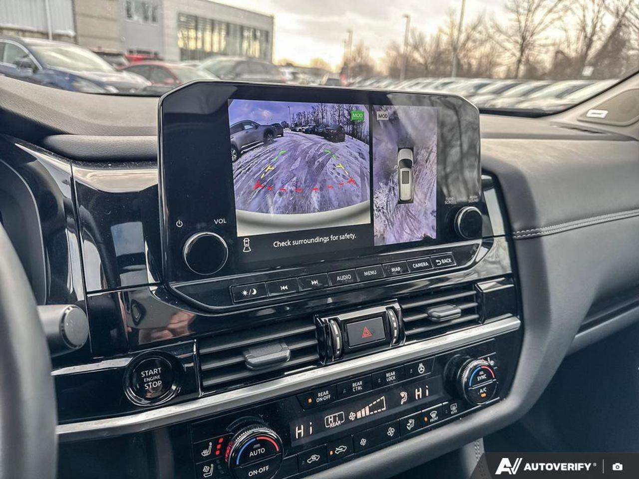 2025 Nissan Pathfinder Platinum   Navigation   Moonroof   Leather Seats Photo