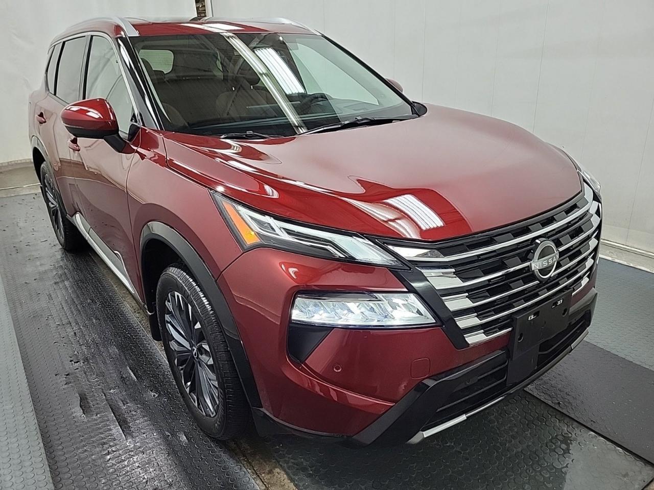 2025 Nissan Rogue Platinum Photo