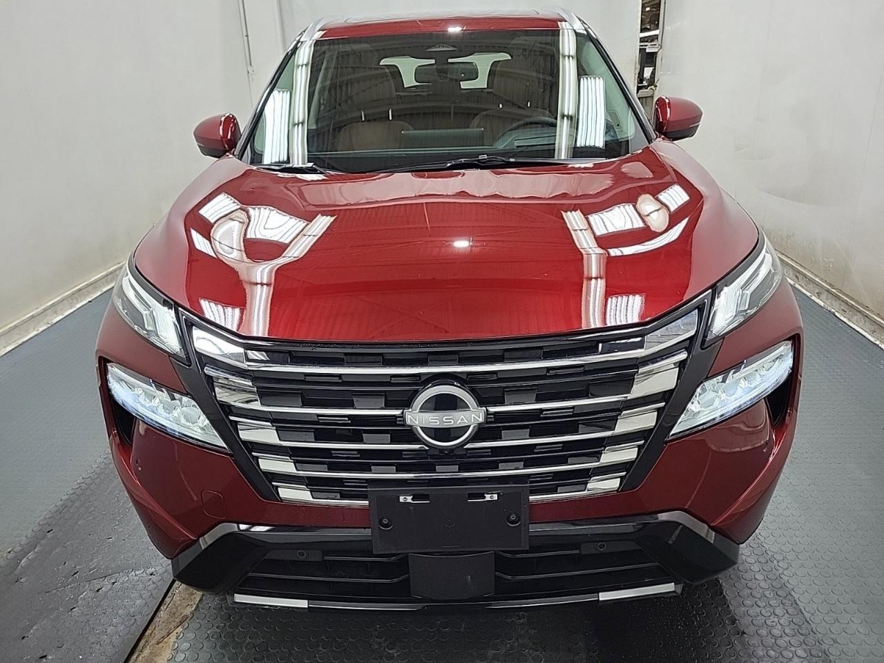 2025 Nissan Rogue Platinum Photo