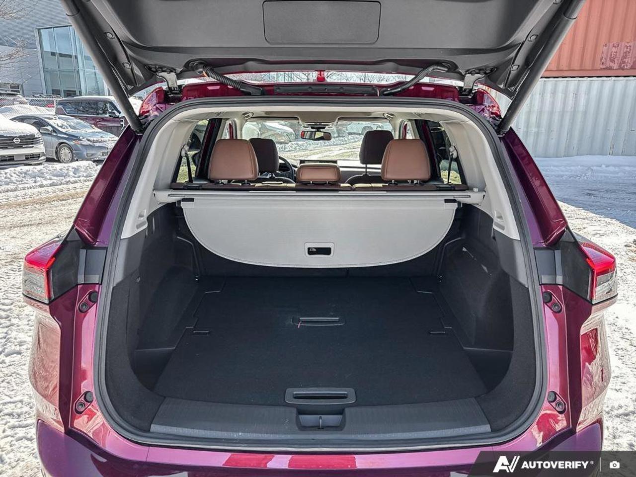 2025 Nissan Rogue Platinum   Navigation   Moonroof   Leather Seats Photo