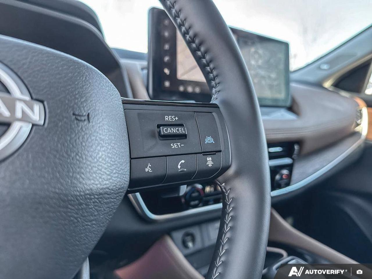 2025 Nissan Rogue Platinum   Navigation   Moonroof   Leather Seats Photo