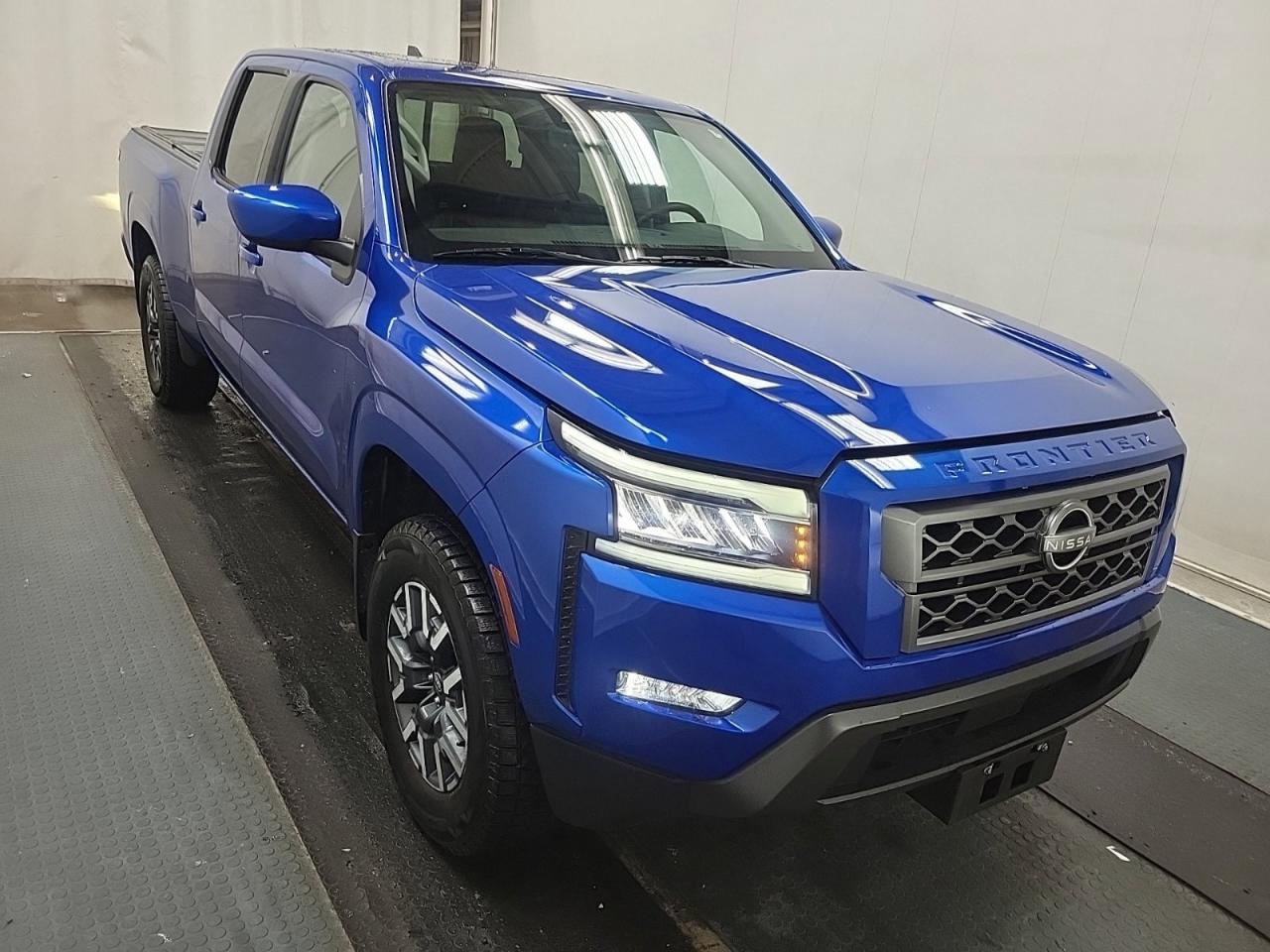 2024 Nissan Frontier SL Photo