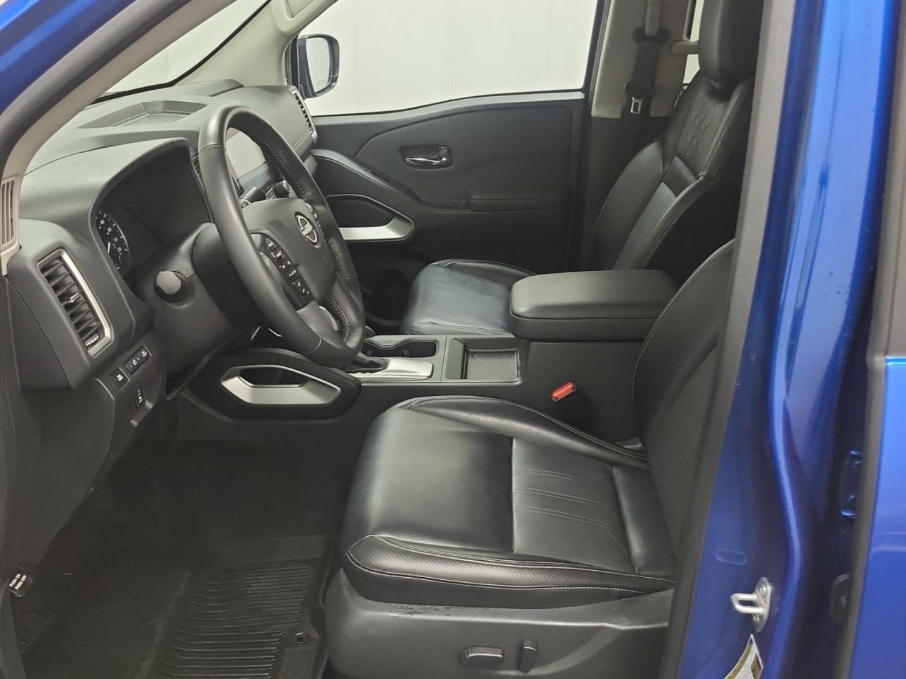 2024 Nissan Frontier SL Photo