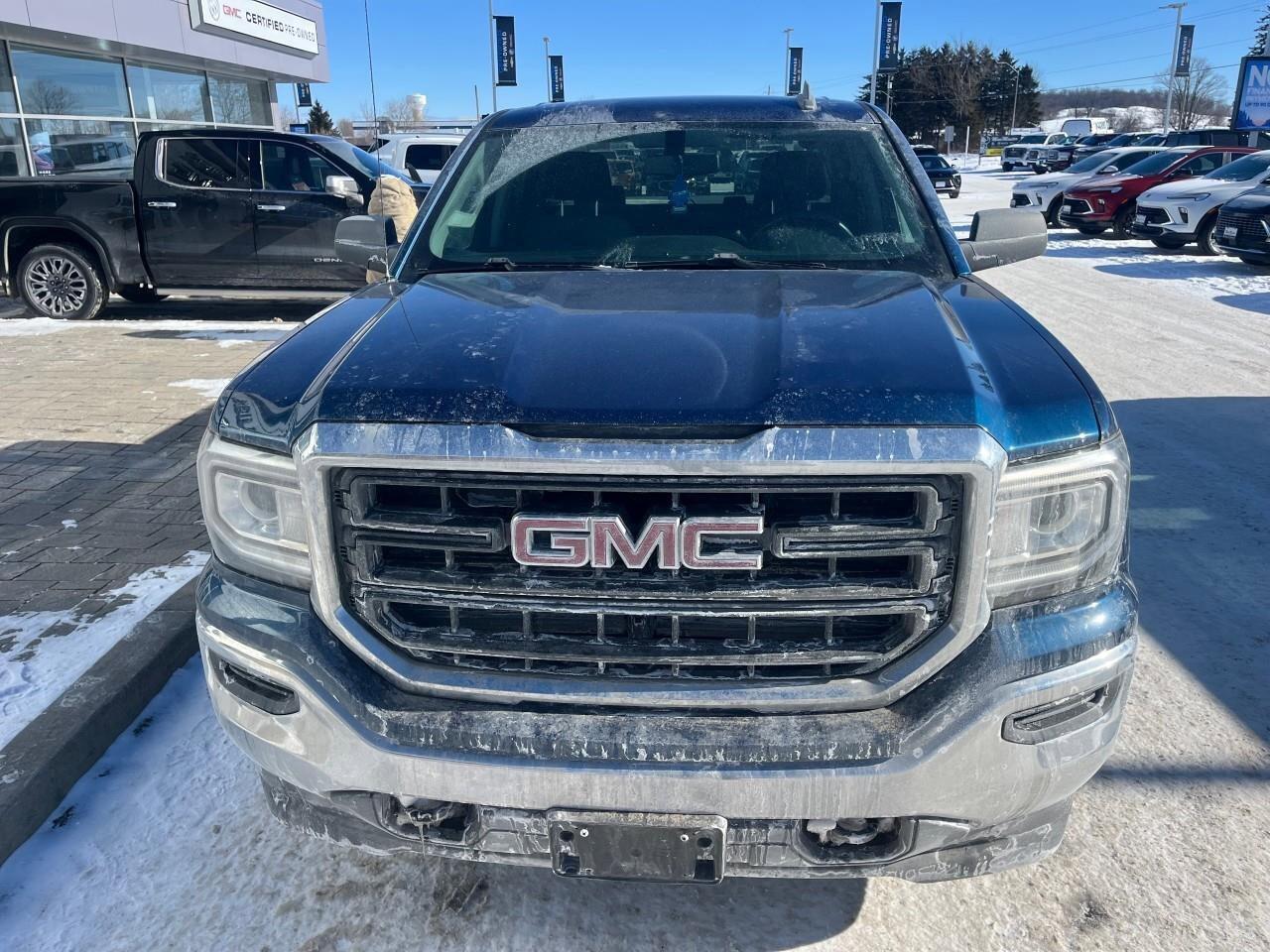 2018 GMC Sierra 1500 4WD Crew Cab 143.5 Photo