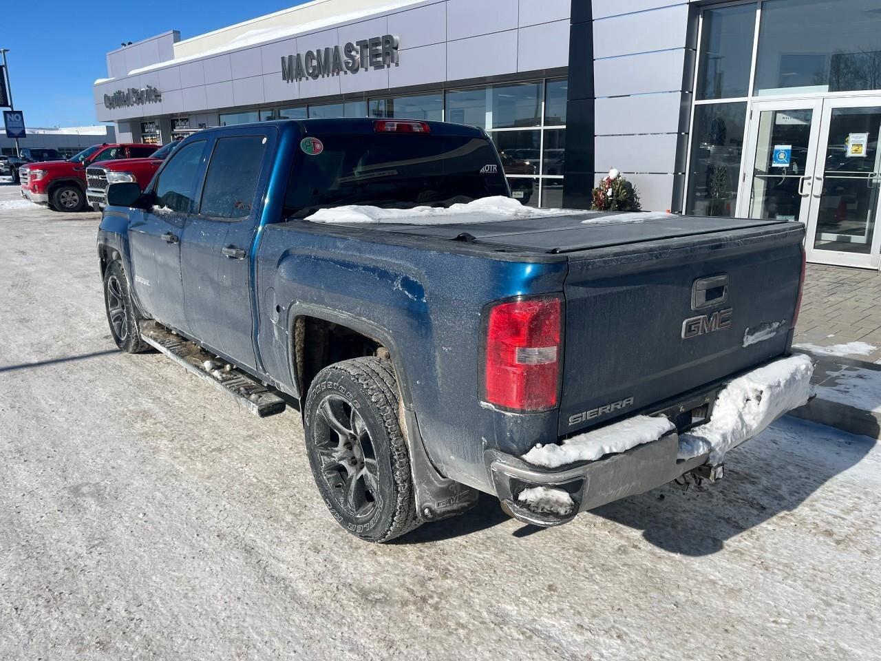 2018 GMC Sierra 1500 4WD Crew Cab 143.5 Photo