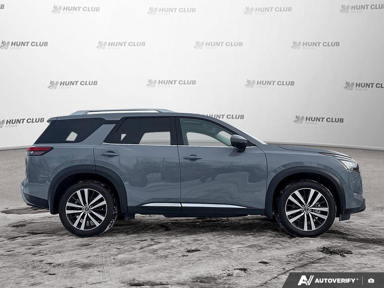 2025 Nissan Pathfinder Platinum   Navigation   Moonroof   Leather Seats Photo