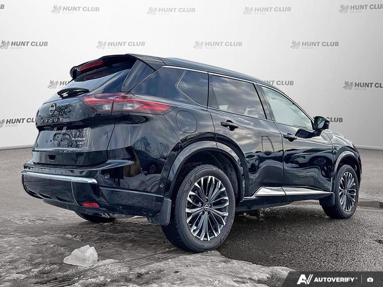 2024 Nissan Rogue Platinum Photo