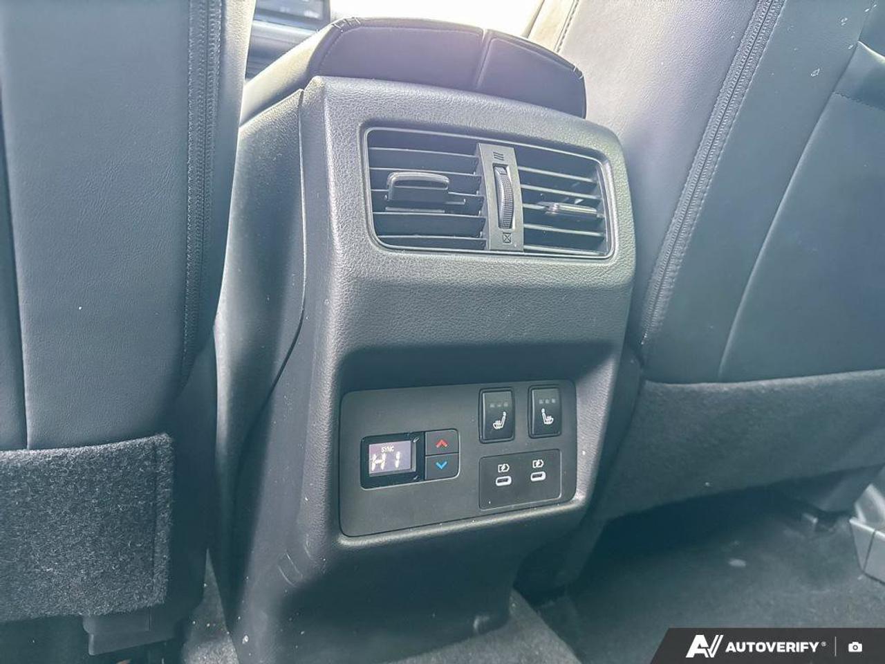 2024 Nissan Rogue Platinum Photo