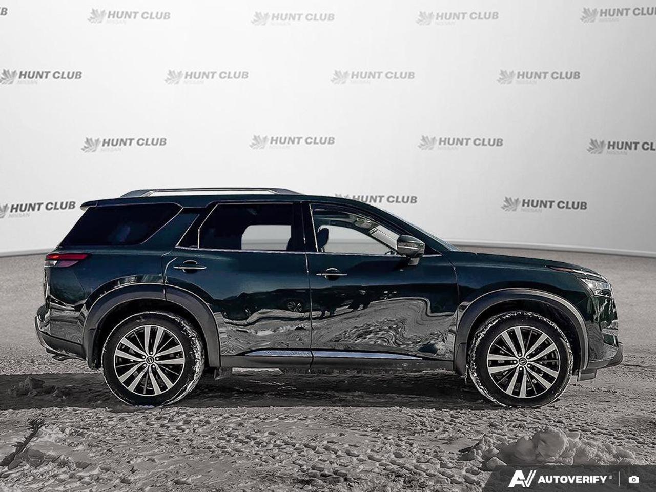 2025 Nissan Pathfinder Platinum   Navigation   Moonroof   Leather Seats Photo