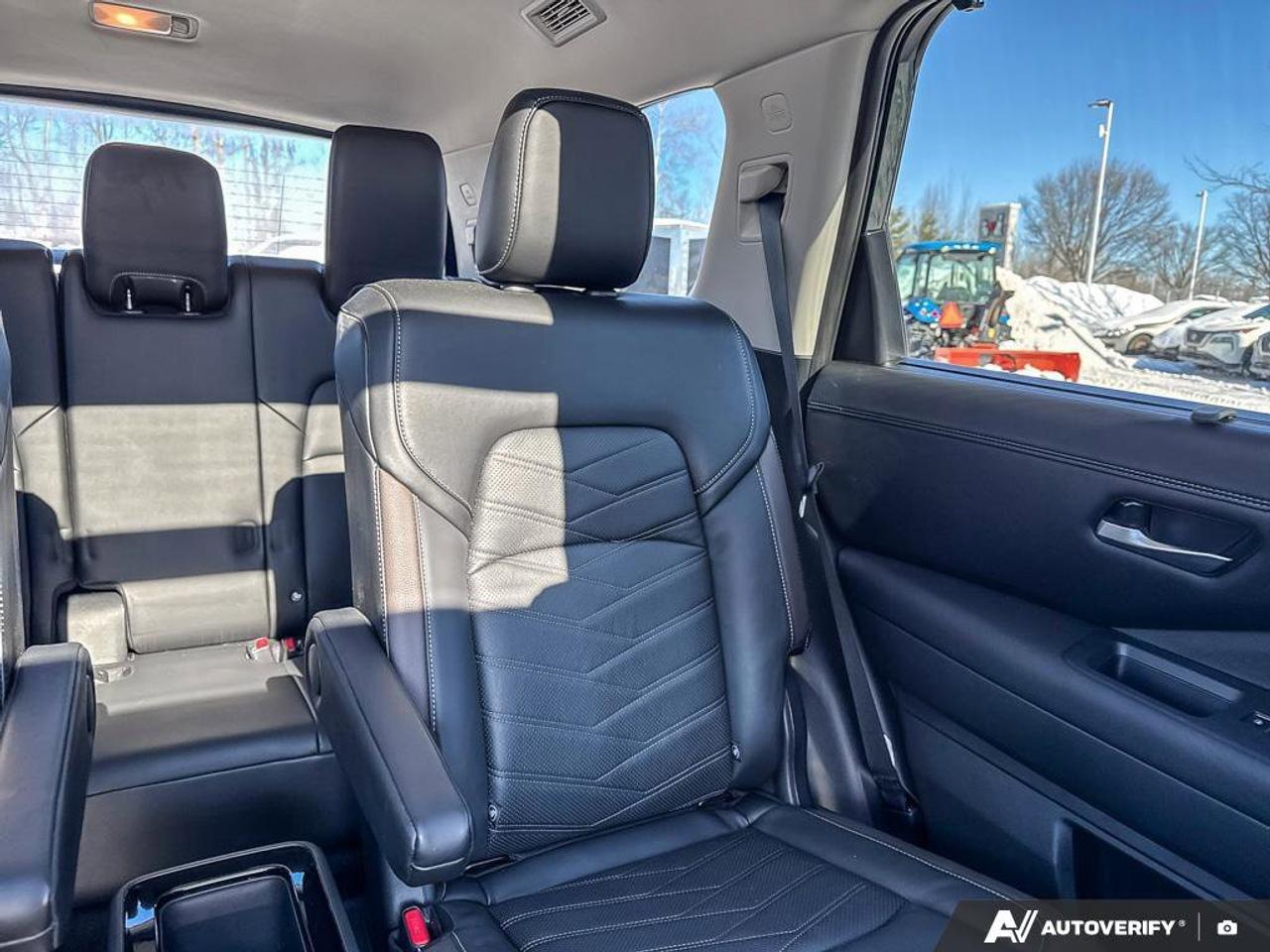 2025 Nissan Pathfinder Platinum   Navigation   Moonroof   Leather Seats Photo