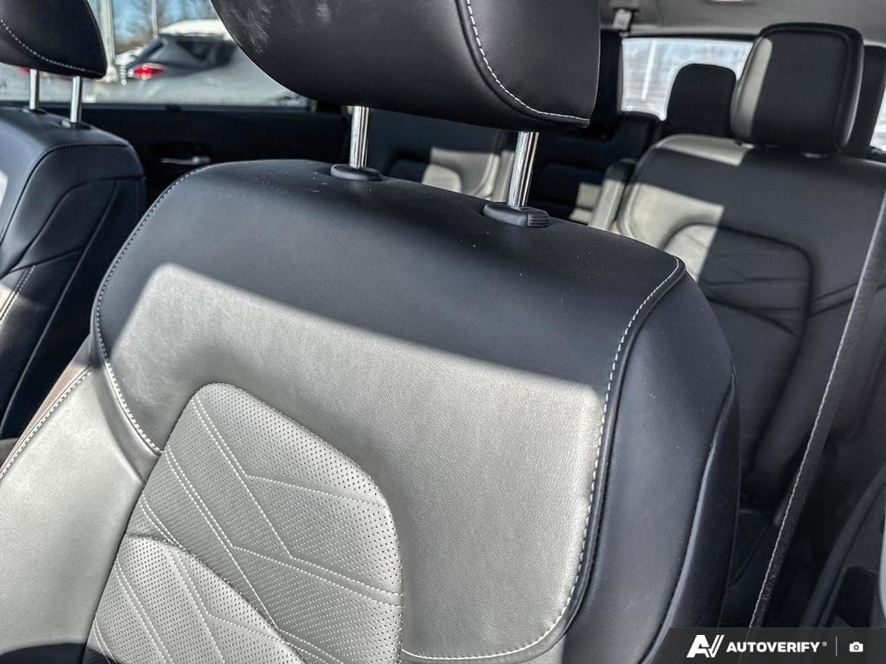 2025 Nissan Pathfinder Platinum   Navigation   Moonroof   Leather Seats Photo