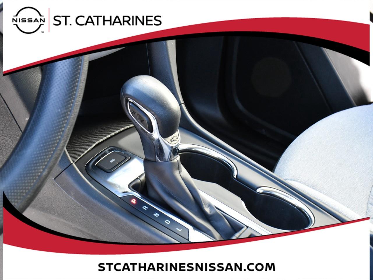 2022 Chevrolet Equinox LS Photo