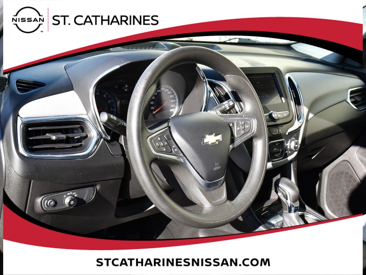 2022 Chevrolet Equinox LS Photo