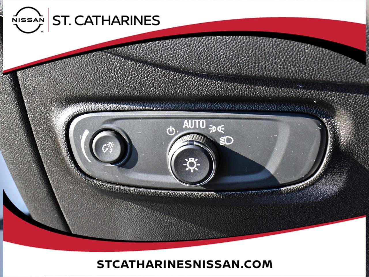 2022 Chevrolet Equinox LS Photo