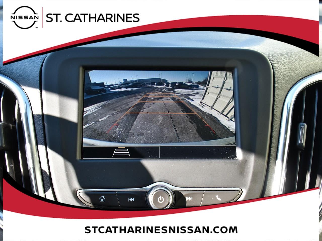 2022 Chevrolet Equinox LS Photo