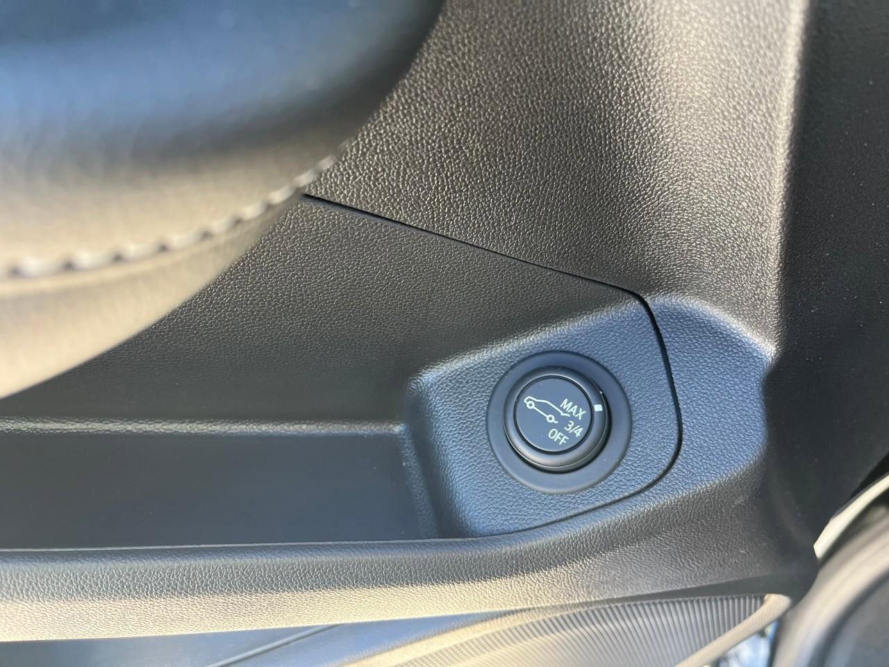 2024 GMC Terrain AWD 4DR SLT Photo