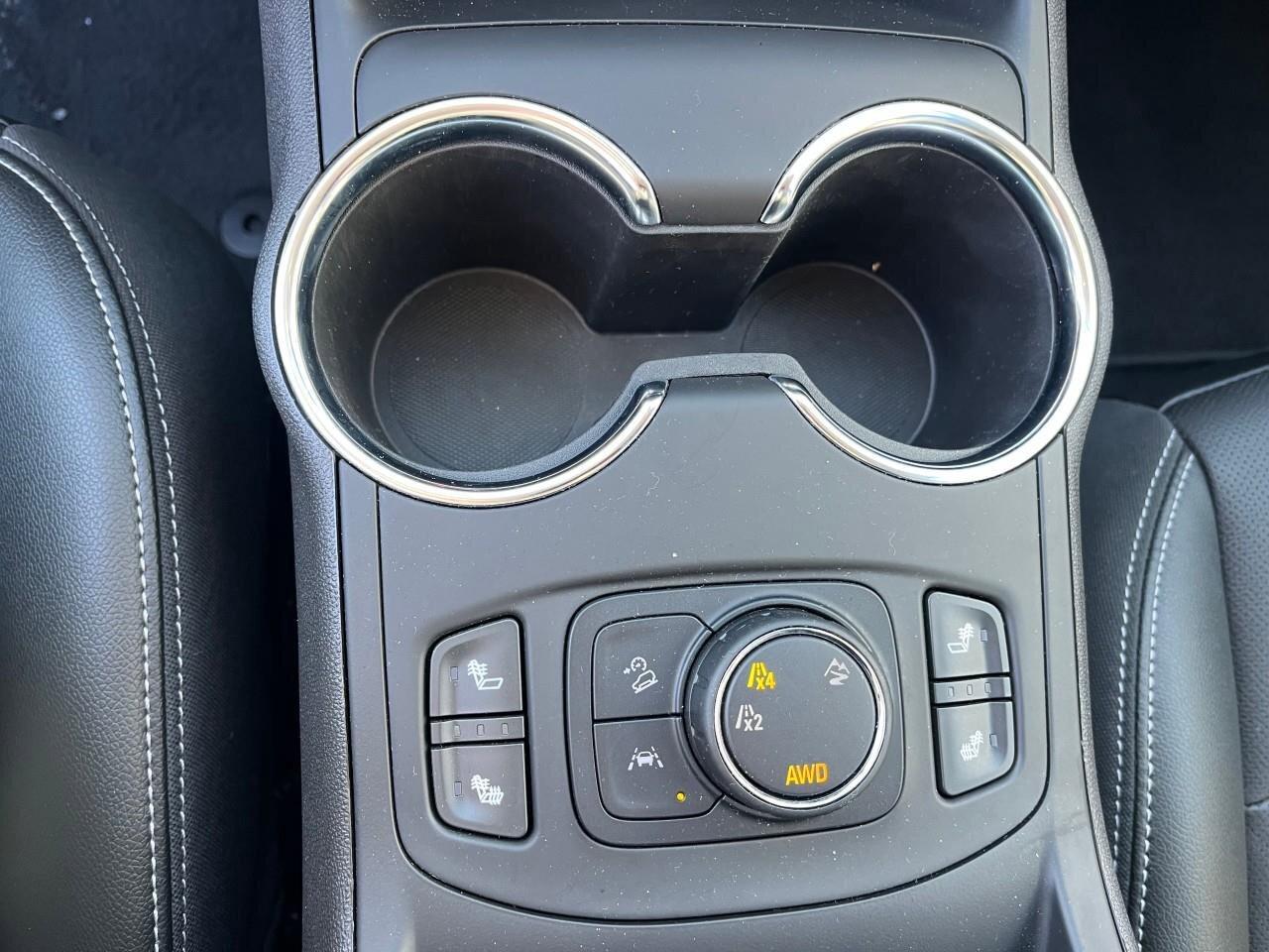 2024 GMC Terrain AWD 4DR SLT Photo