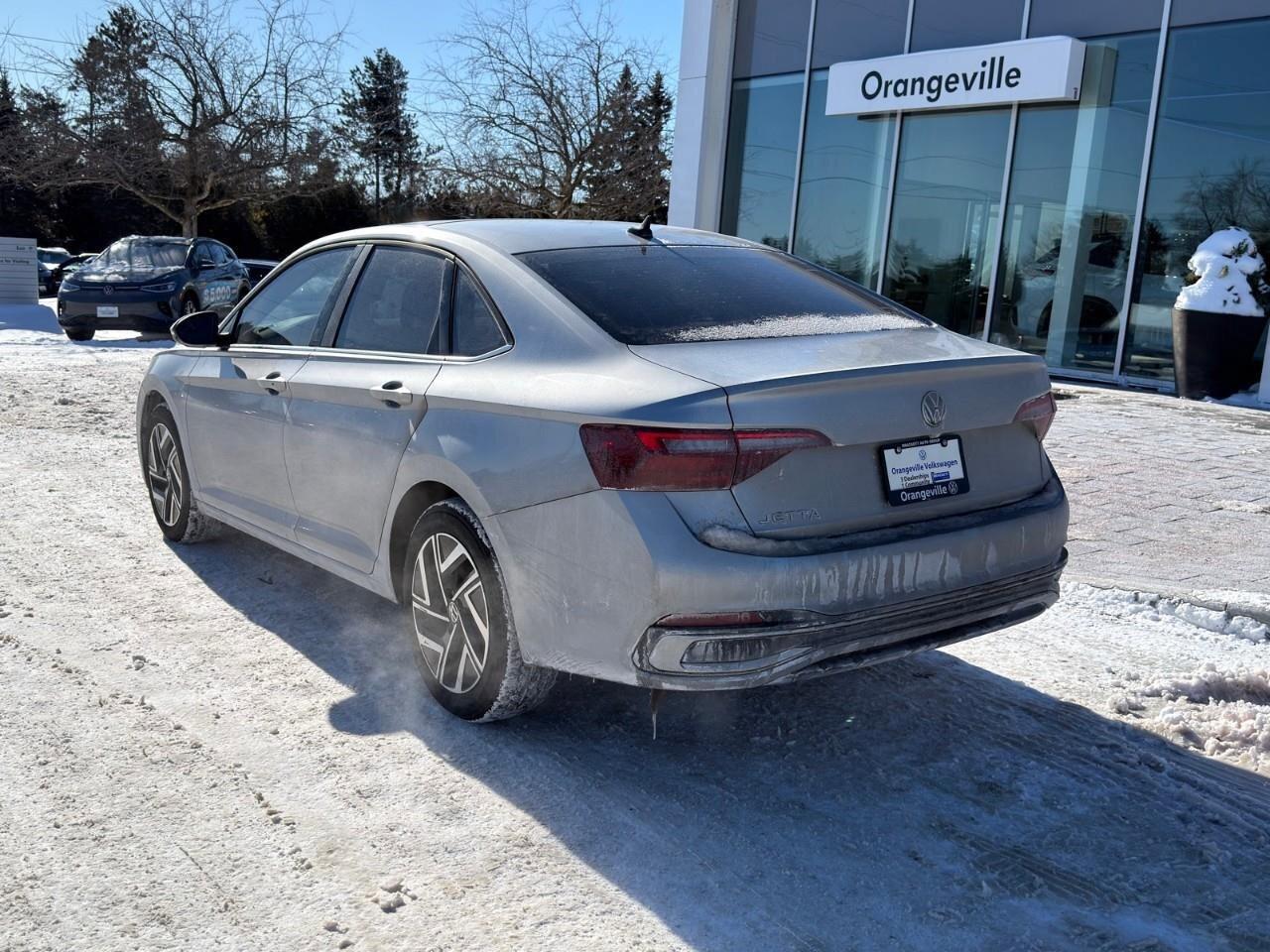 2023 Volkswagen Jetta HighlineONE-OWNER, ACCIDENT-FREE, HTD + CLD SEATS, Photo