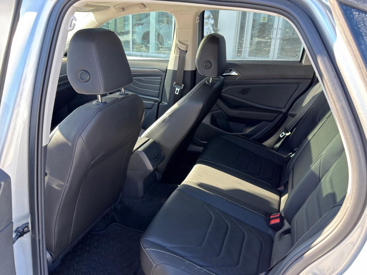 2023 Volkswagen Jetta HighlineONE-OWNER, ACCIDENT-FREE, HTD + CLD SEATS, Photo