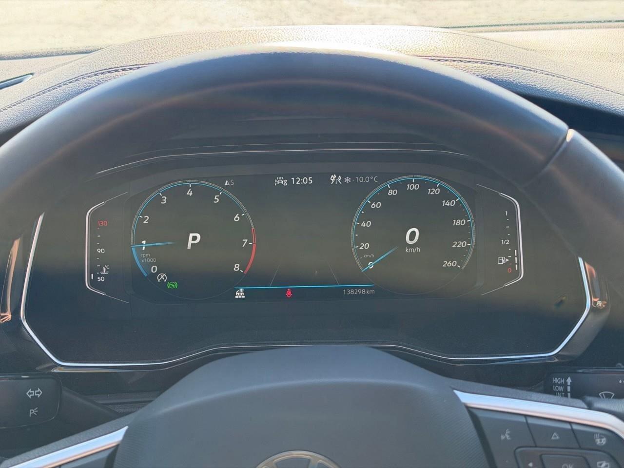 2023 Volkswagen Jetta HighlineONE-OWNER, ACCIDENT-FREE, HTD + CLD SEATS, Photo