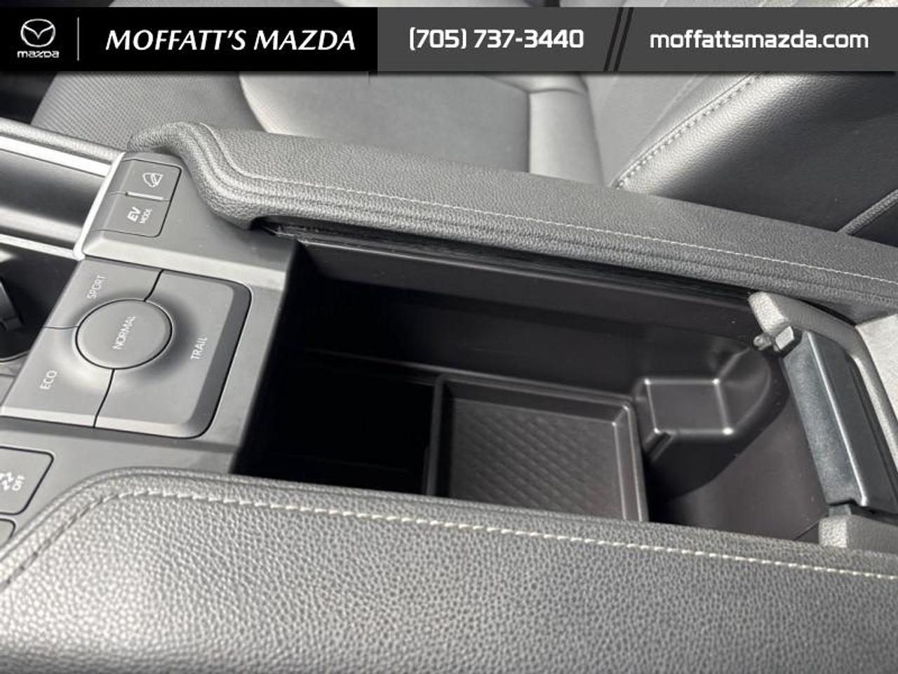 2025 Toyota Grand Highlander Hybrid Limited Photo