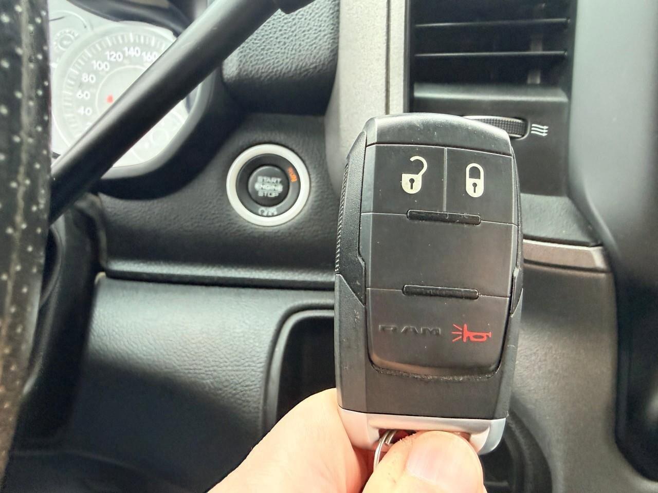 2019 RAM 2500 TradesmanTRADESMAN, 6.7L CUMMINS DIESEL, 4X4, CLOT Photo