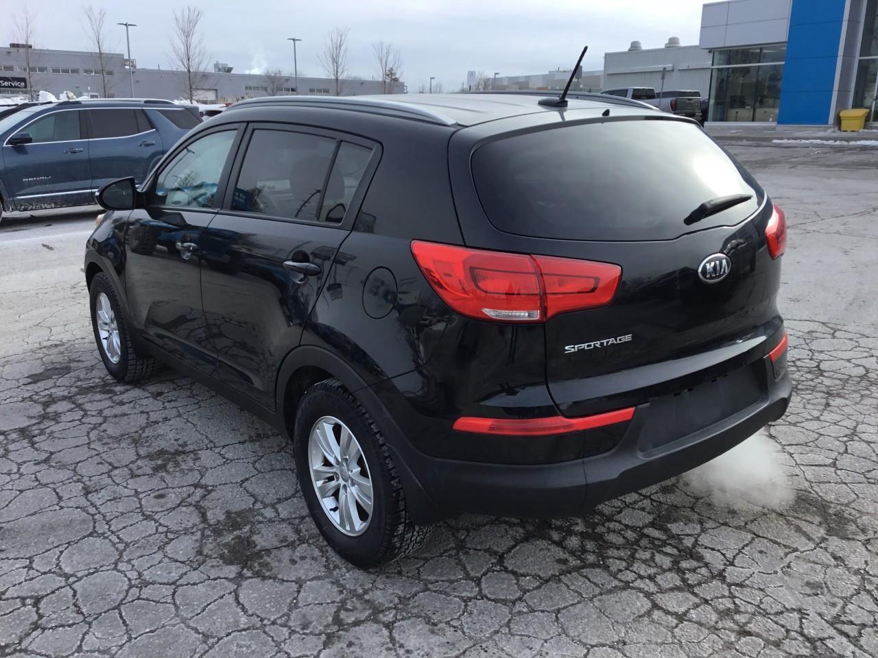 2016 Kia Sportage LX Photo2