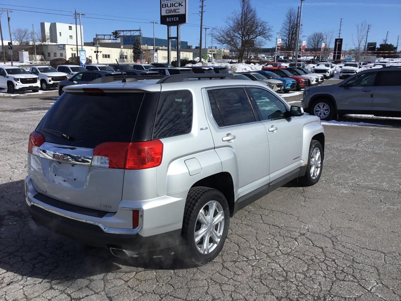 2017 GMC Terrain SLE-2 Photo4