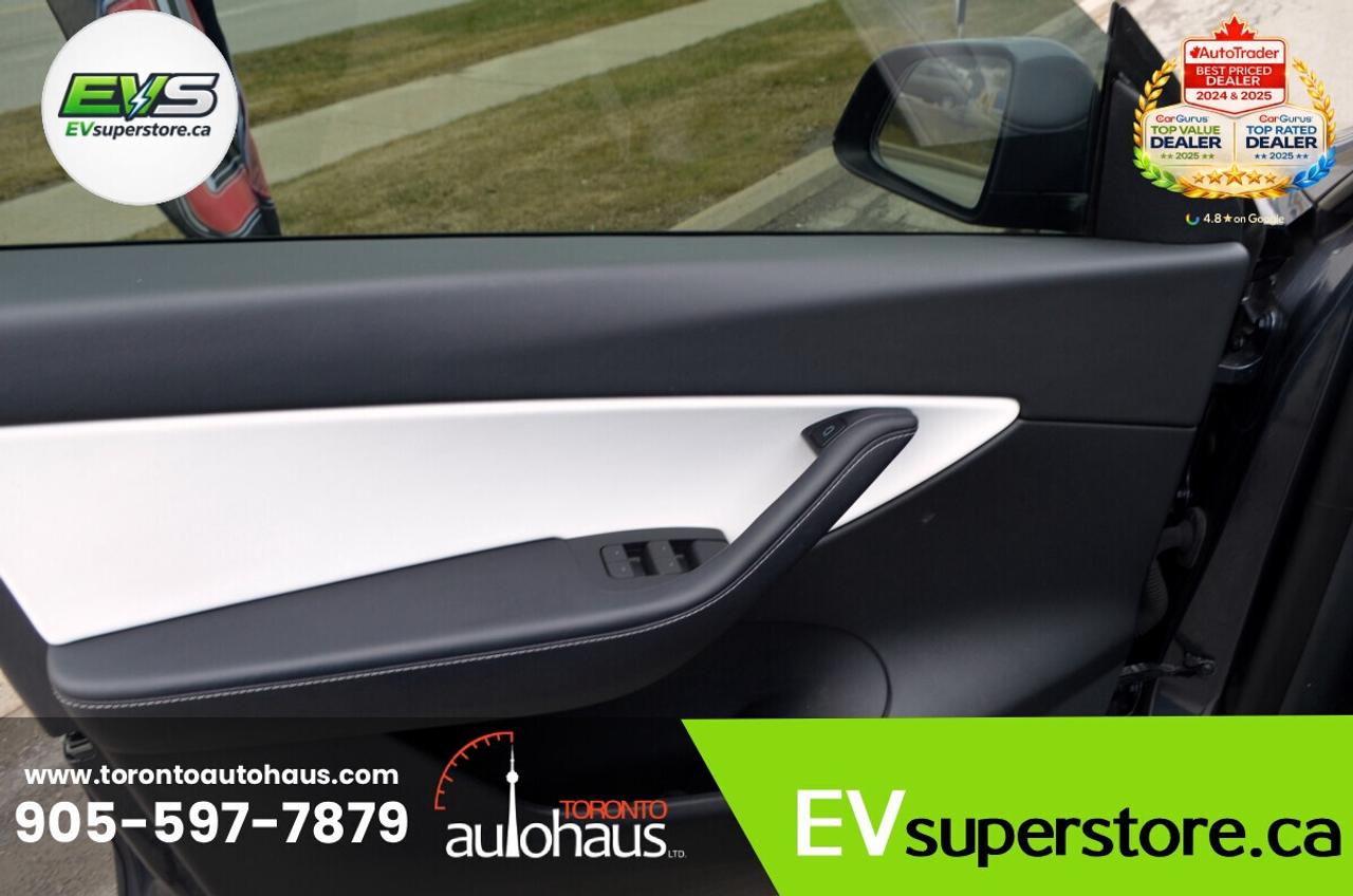 2022 Tesla Model Y PERFORMANCE I WHITE INT I AT EVSUPERSTORE.CA Photo