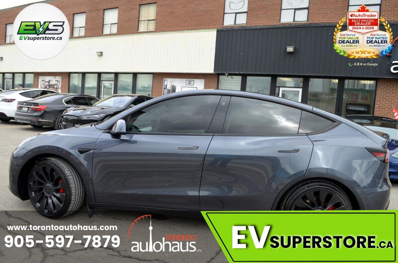 2022 Tesla Model Y PERFORMANCE I WHITE INT I AT EVSUPERSTORE.CA Photo