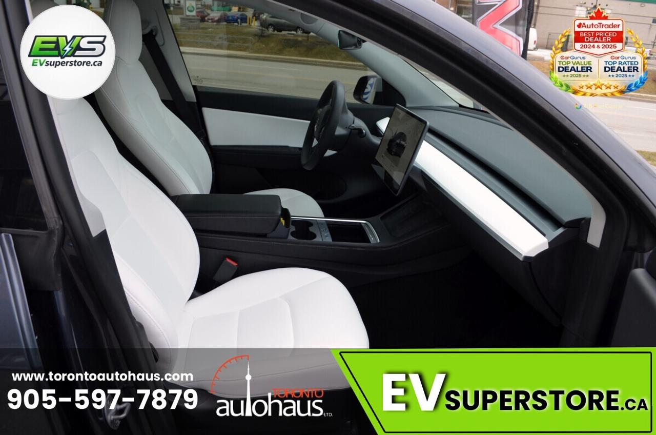 2022 Tesla Model Y PERFORMANCE I WHITE INT I AT EVSUPERSTORE.CA Photo