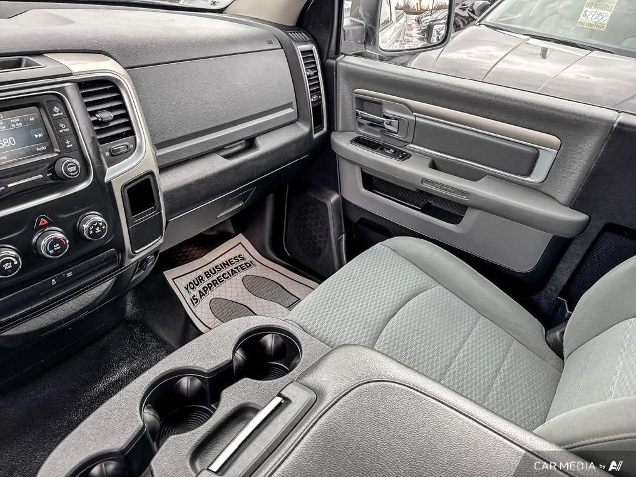 2019 RAM 1500 Classic SLT SLT   BACKUP CAM   BLUETOOTH   KEYLESS ENTRY Photo