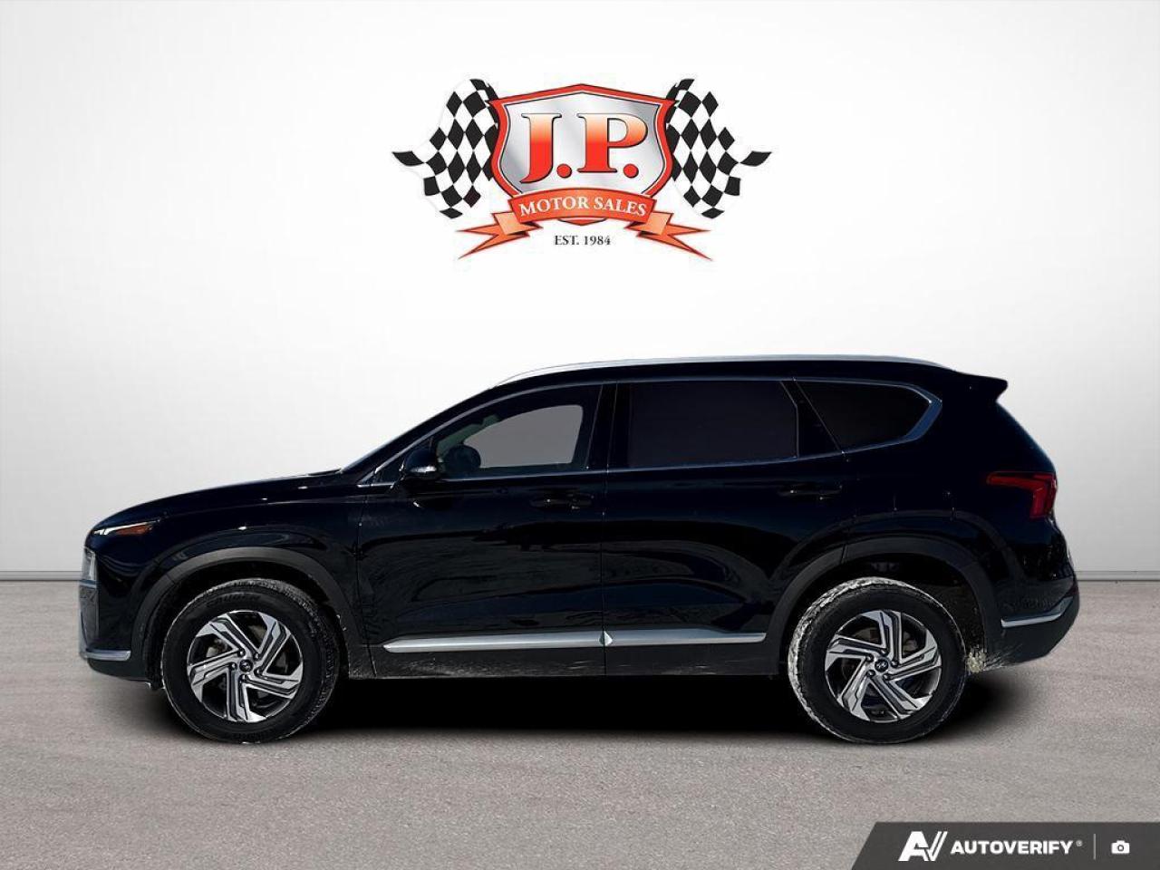 2023 Hyundai Santa Fe Preferred w/Trend Package BACKUP CAM   BLUETOOTH Photo