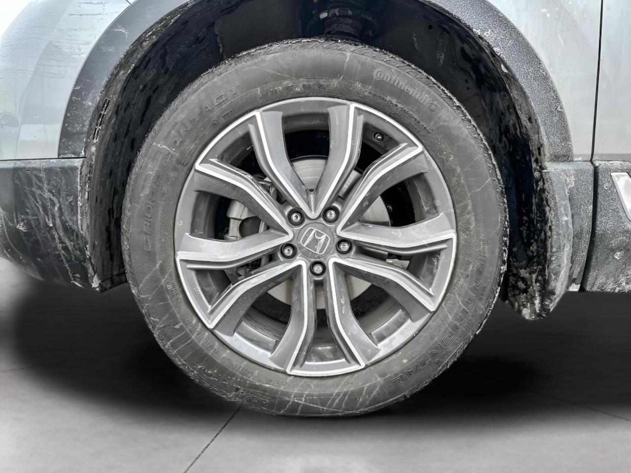 2022 Honda CR-V Touring Photo