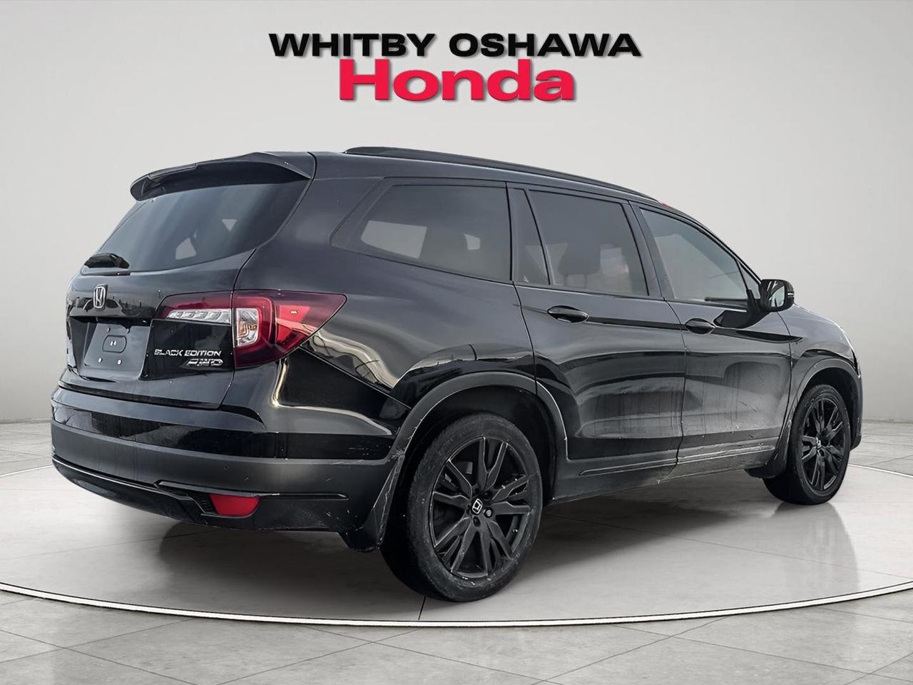 2022 Honda Pilot Black Edition Photo4