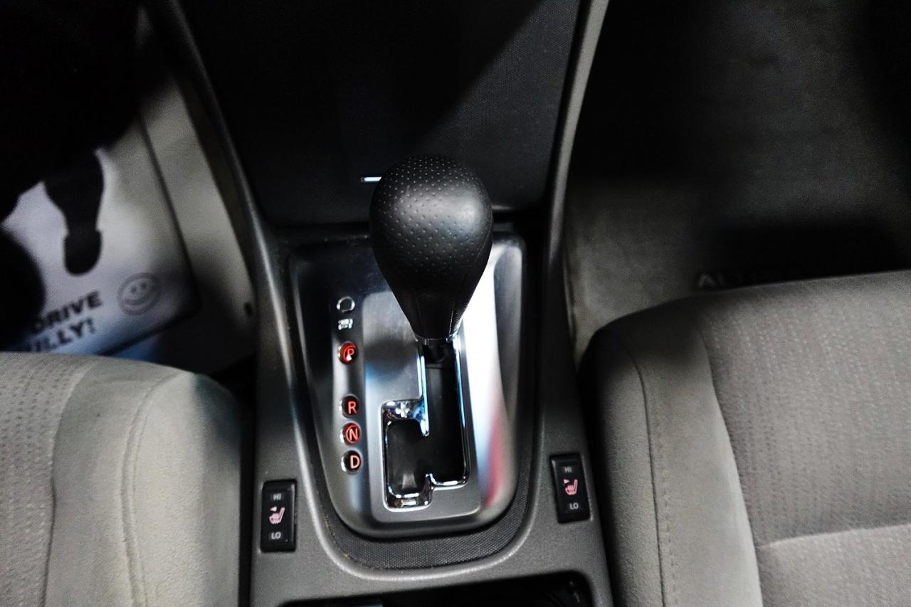 2010 Nissan Altima BUDGET FREINDLY,NO ACCIDENT,ALL SERVICE RECORDS Photo