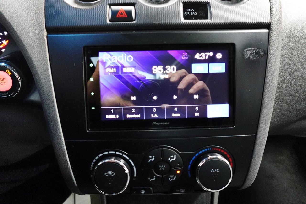 2010 Nissan Altima BUDGET FREINDLY,NO ACCIDENT,ALL SERVICE RECORDS Photo