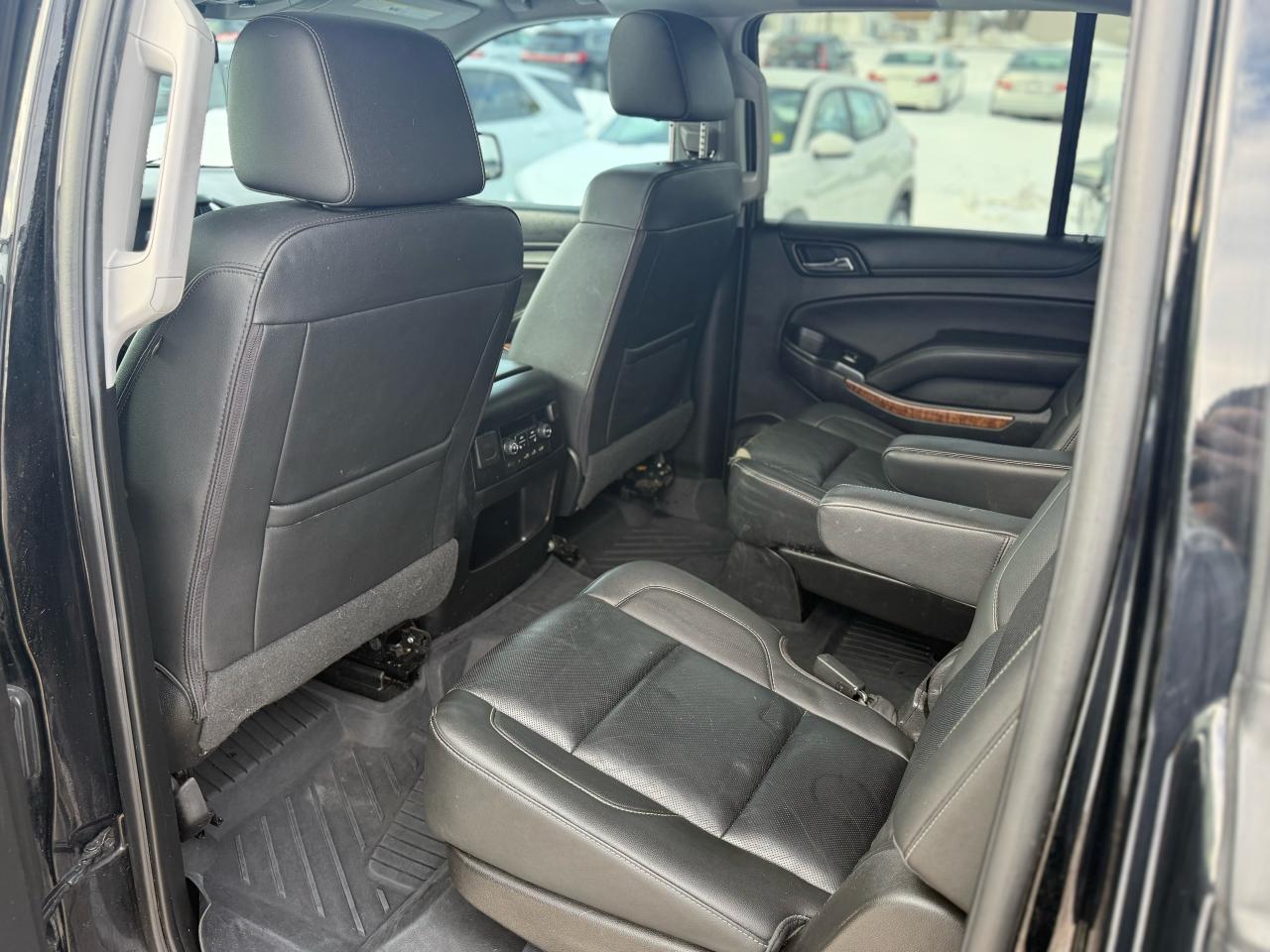 2018 Chevrolet Suburban Premier Photo