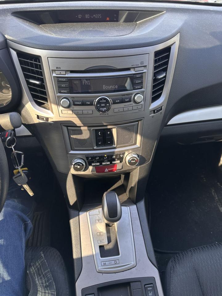 2012 Subaru Legacy 2.5i Premium Photo